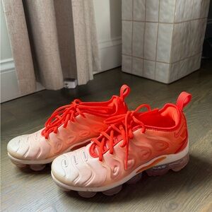 Nike Air VaporMax Plus Sunset Gradient Sneakers